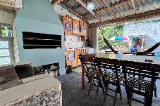 Casa em Caxias do Sul - Casa com Piscina, Churrasqueira e Mesa de Bilhar