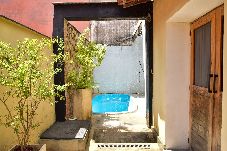 Casa em Tatuí - Casa com Piscina, Churrasqueira para 7 pessoas