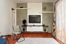 Casa em Tatuí - Casa com Piscina, Churrasqueira para 7 pessoas