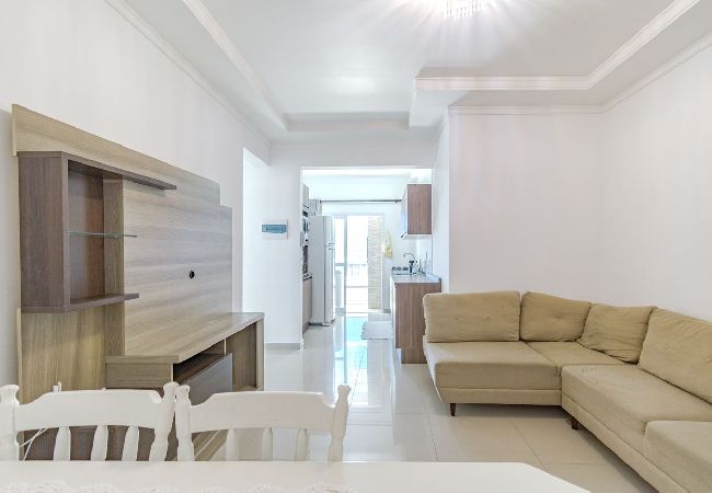 Apartamento em Florianópolis - Apt Novo Pet Friendly a 600m da Praia dos Ingleses