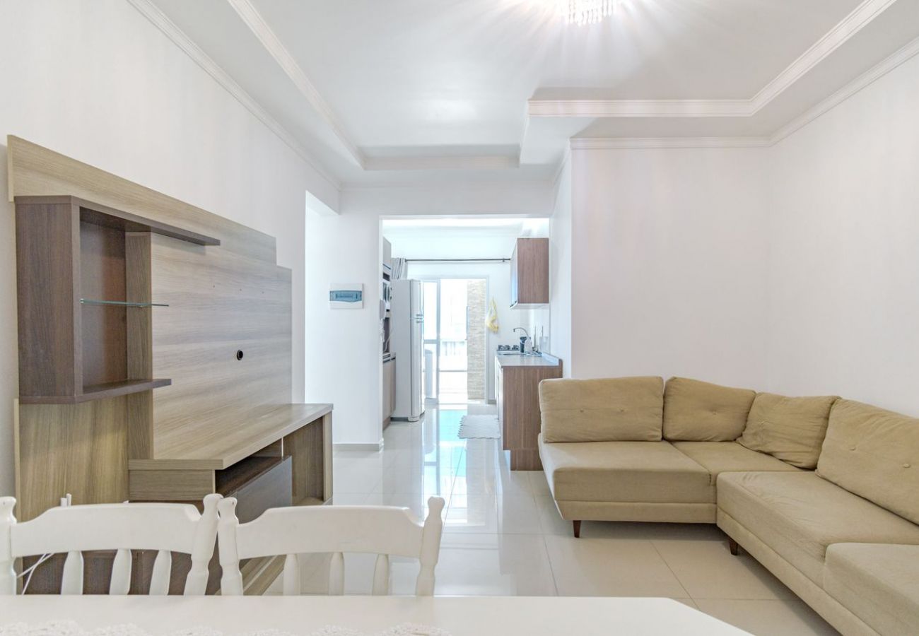 Apartamento em Florianópolis - Apt Novo Pet Friendly a 600m da Praia dos Ingleses