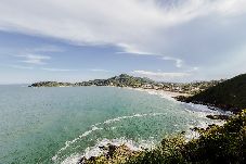 Apartamento em Penha - Apto Perto da Praia Com Piscina e Churrasqueira