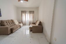 Apartamento em Santos - Boqueirão Apto c Ar a 100m da Praia Perto de Tudo