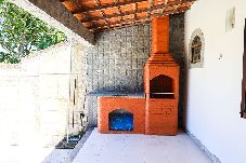 Casa em Araruama - Casa com Piscina e Churrasqueira em Itatiquara