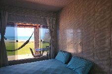 Casa em Beberibe - Casa Pé na Areia com Piscina e Ar em Morro Branco