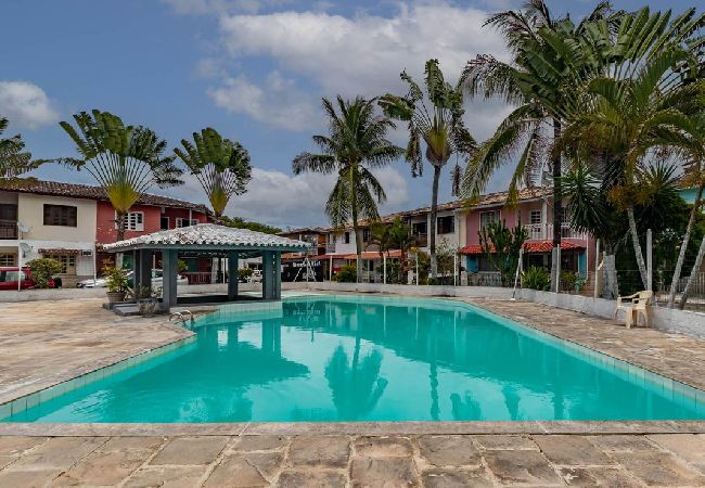 Apartamento em Porto Seguro - Apto com Varanda e Piscinas em Porto Seguro