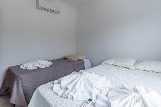 Apartamento em Porto Seguro - Apto com Varanda e Piscinas em Porto Seguro