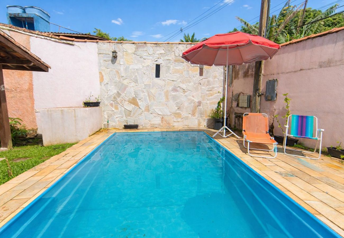 Casa em São Sebastião - Casa com Piscina e Área Gourmet em Boiçucanga
