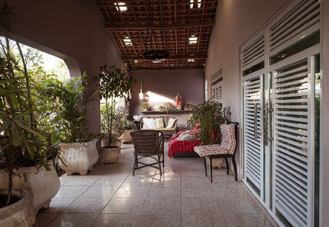 Casa em Bonito - Casa com Varanda, Quintal e Churrasqueira Bonito
