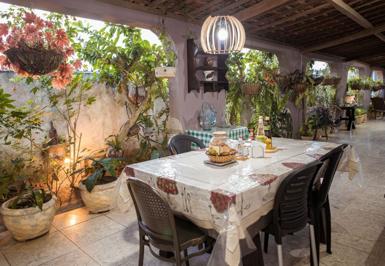 Casa em Bonito - Casa com Ar, Lareira e Churrasqueira no Centro