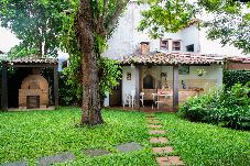 Casa em Caraguatatuba - Casa em Condomínio c Churrasqueira a 200m da Praia