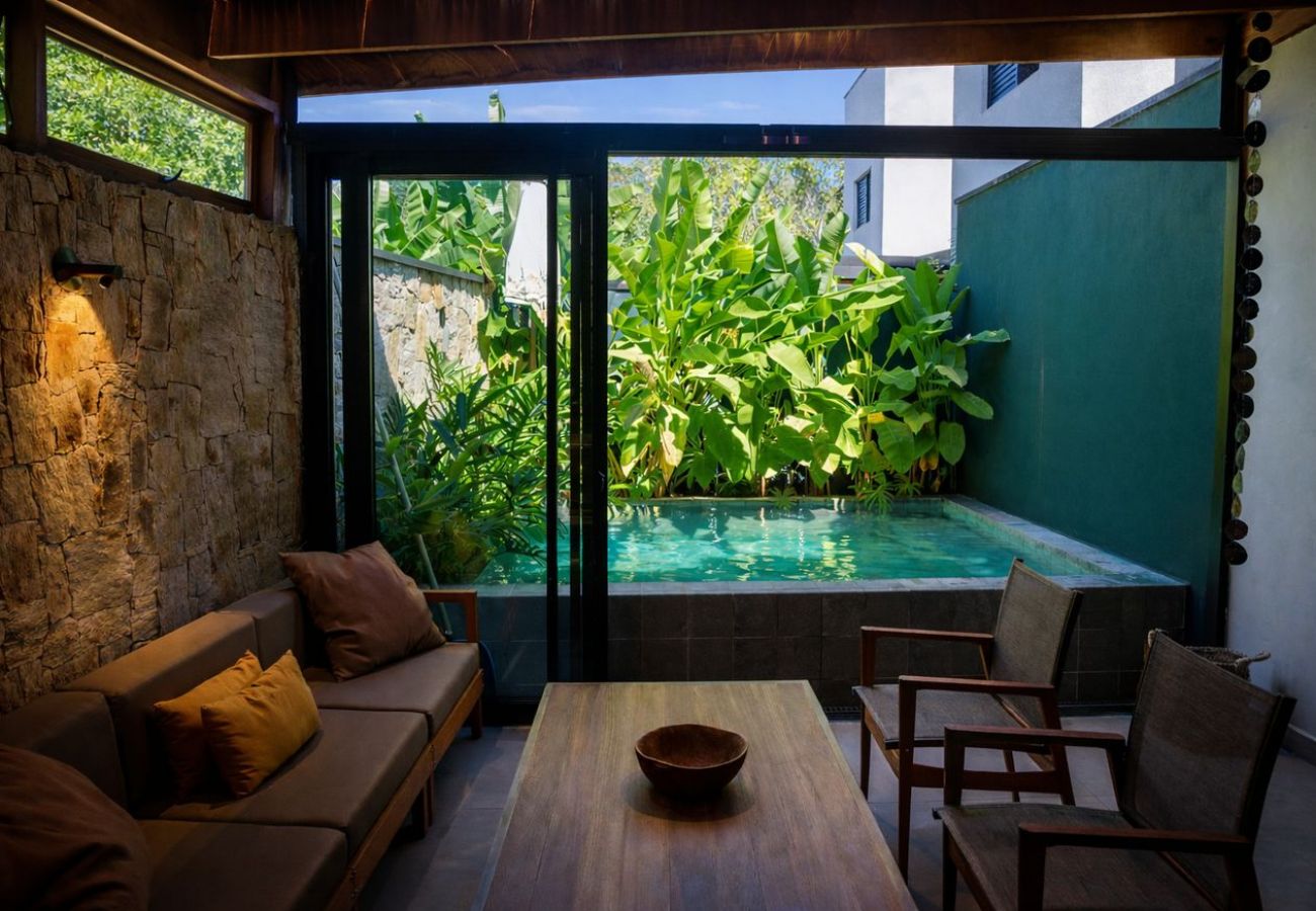 Casa em São Sebastião - Casa Premium com Piscina e Área Gourmet - Camburi