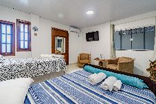 Casa em Florianópolis - Casa com Ar e Wi-fi próxima à Praia da Tapera