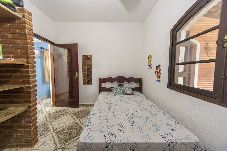 Casa em São Sebastião - Casa com Piscina a 400m da Praia de Boraceia