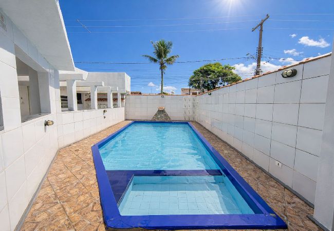 Casa em Itanhaém - Casa com Piscina e Churrasqueira no Savoy