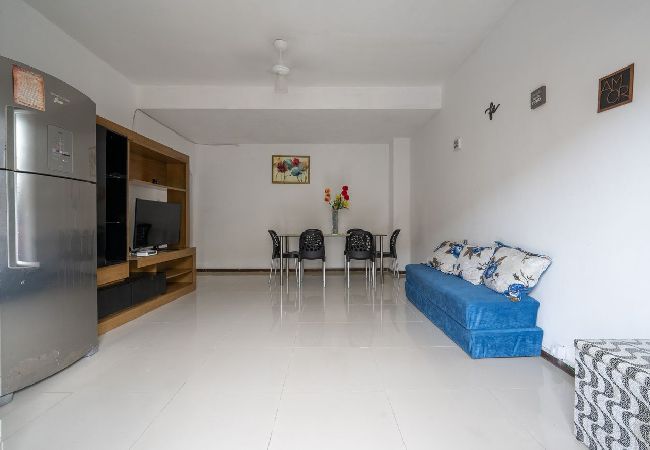 Apartamento em Rio das Ostras - Apartamento Pet Friendly a 300 m da Praia do Trevo