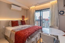 Estúdio em São Paulo - Studio de Alto Padrão com Piscina na Vila Mariana