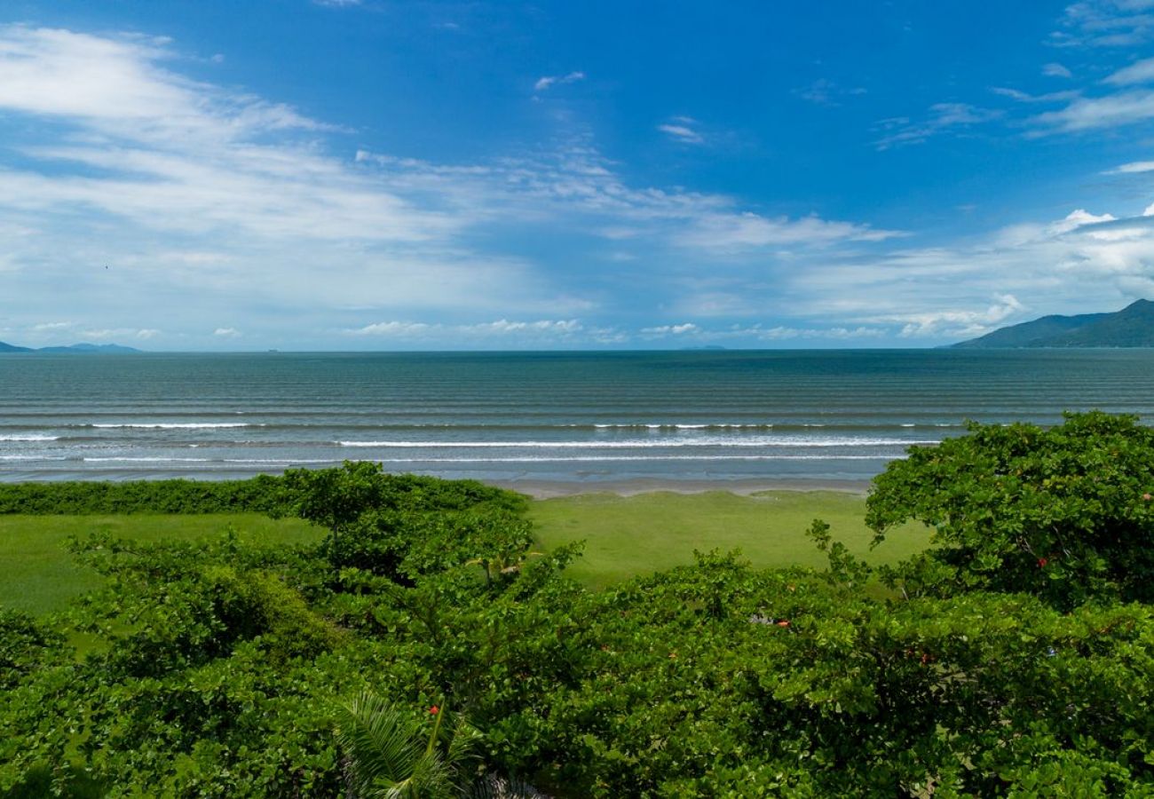 Casa em Caraguatatuba - Casa c/ Churrasqueira perto da Praia das Palmeiras