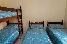 Casa em Caraguatatuba - Casa c/ Churrasqueira perto da Praia das Palmeiras