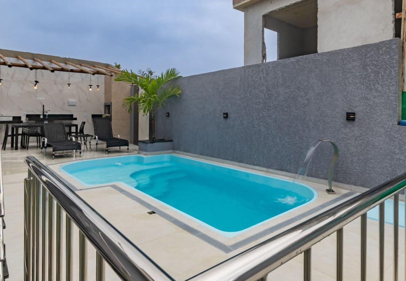 Apartamento em Porto Seguro - Apto 02 c Ar Condicionado, Piscina e Churrasqueira