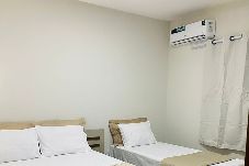 Apartamento em Porto Seguro - Apto 02 c Ar Condicionado, Piscina e Churrasqueira
