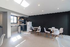 Apartamento em Porto Alegre - Studio c Vaga, Smart Lock e Ar no Vila João Pessoa