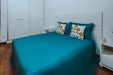 Apartamento em Salvador - Apto com Varanda perto do Porto da Barra no Graça