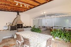 Casa em Atibaia - Casa Alto Padrão com Churrasqueira e Piscina