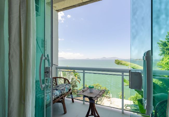 Apartamento em Mangaratiba - Studio Pet friendly Vista Mar a 750m da praia
