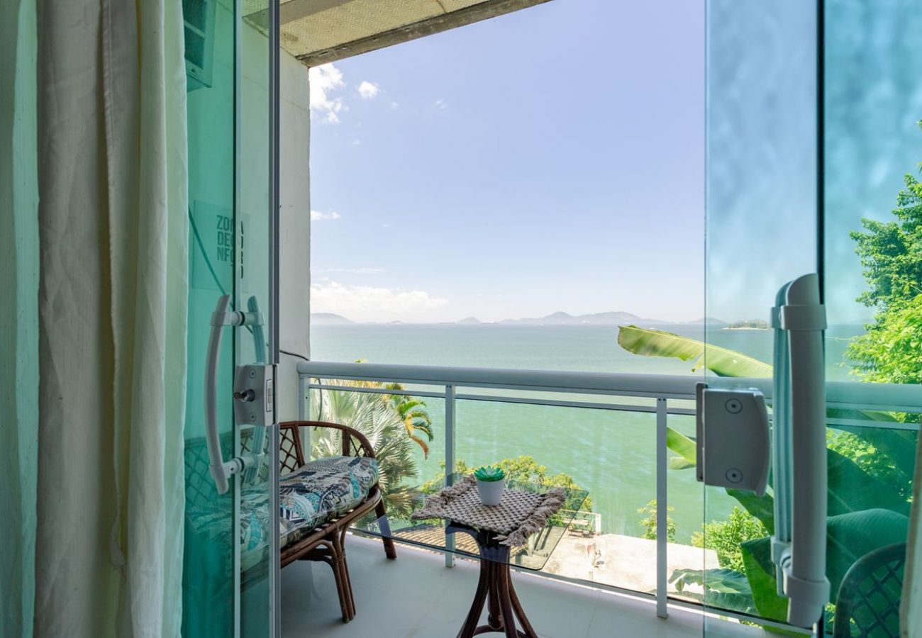 Apartamento em Mangaratiba - Studio Pet friendly Vista Mar a 750m da praia