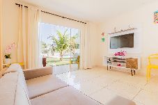 Casa em Barra do Jacuípe - Casa com Piscina e Quadras em Condomínio - Jacuípe