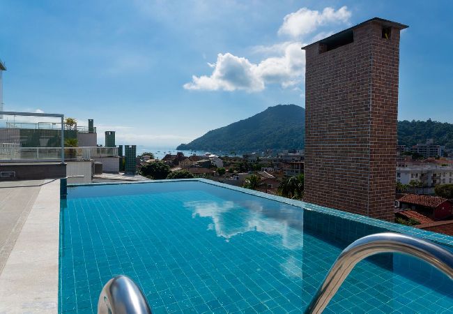 Apartamento em Ubatuba - Apto a 280m da Praia do Itaguá c Piscina e Garagem