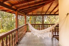 Casa em Campos do Jordão - Casa com Lareira e 3 suítes no Parque das Fontes