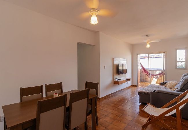 Apartamento em Praia Grande - Apto c/ Garagem a 230 metros da Praia no Vila Tupi