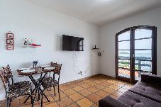 Apartamento em São Pedro da Aldeia - Apartamento c Piscina, Sauna e Vista em Condomínio