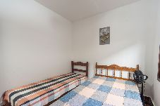 Casa em Praia Grande - Casa Pet Friendly c Churrasqueira a 500m da Praia