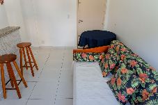 Apartamento em Ubatuba - Apartamento com Garagem Coberta a 400m da praia