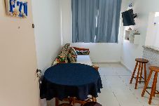 Apartamento em Ubatuba - Apartamento com Garagem Coberta a 400m da praia