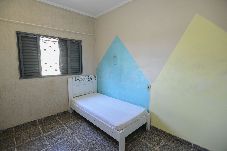 Casa em Ribeirão Preto - Casa com Churrasqueira e Wi-Fi em Parque Ribeirão