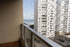 Apartamento em Guarujá - Apto com 3 quartos a 200m da Praia Pitangueiras
