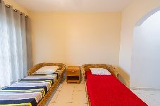 Apartamento em Guarujá - Apto com Vista do Mar a 600m da Praia da Enseada