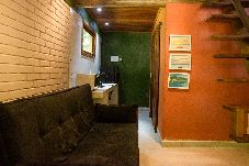 Chalé em Prado - Chalé 1 com Churrasqueira e Ar a 200m da Praia