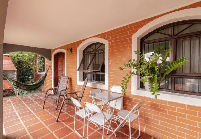 Casa em Itu - Casa com 3 quartos, Churrasqueira e 3 vagas em Itu