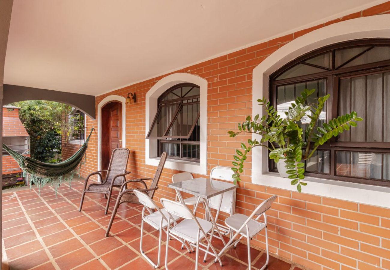 Casa em Itu - Casa com 3 quartos, Churrasqueira e 3 vagas em Itu