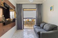 Apartamento em Praia Grande - Apto com Garagem poucos passos da Praia Aviação