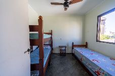 Apartamento em Guarujá - Apartamento Pet Friendly a 450m da Praia Enseada 