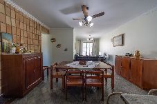 Apartamento em Guarujá - Apartamento Pet Friendly a 450m da Praia Enseada 