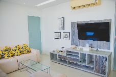 Apartamento em Belém - Apartamento c/ Varanda, Ar, Piscina, Sauna e Hidro