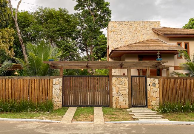 Casa em Mata de São João - Casa c Jacuzzi próx à Praia do Forte/Lagoa do Aruá