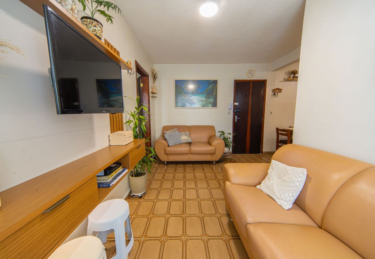 Apartamento em Praia Grande - Apto para 6 com Garagem a 450m da Praia do Forte